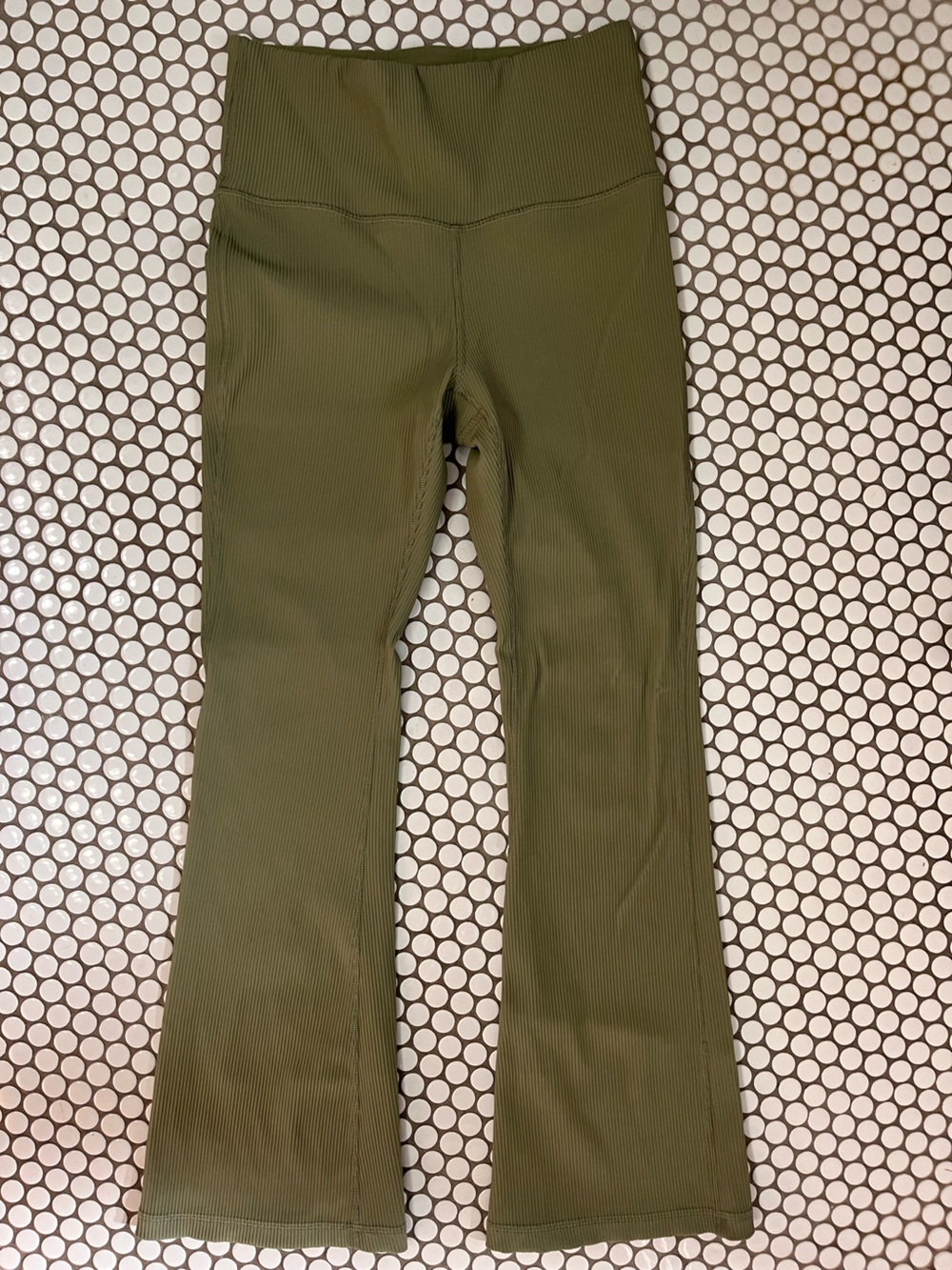 Athleta elation rib cropped flare Olive Green Ribbed Leggings